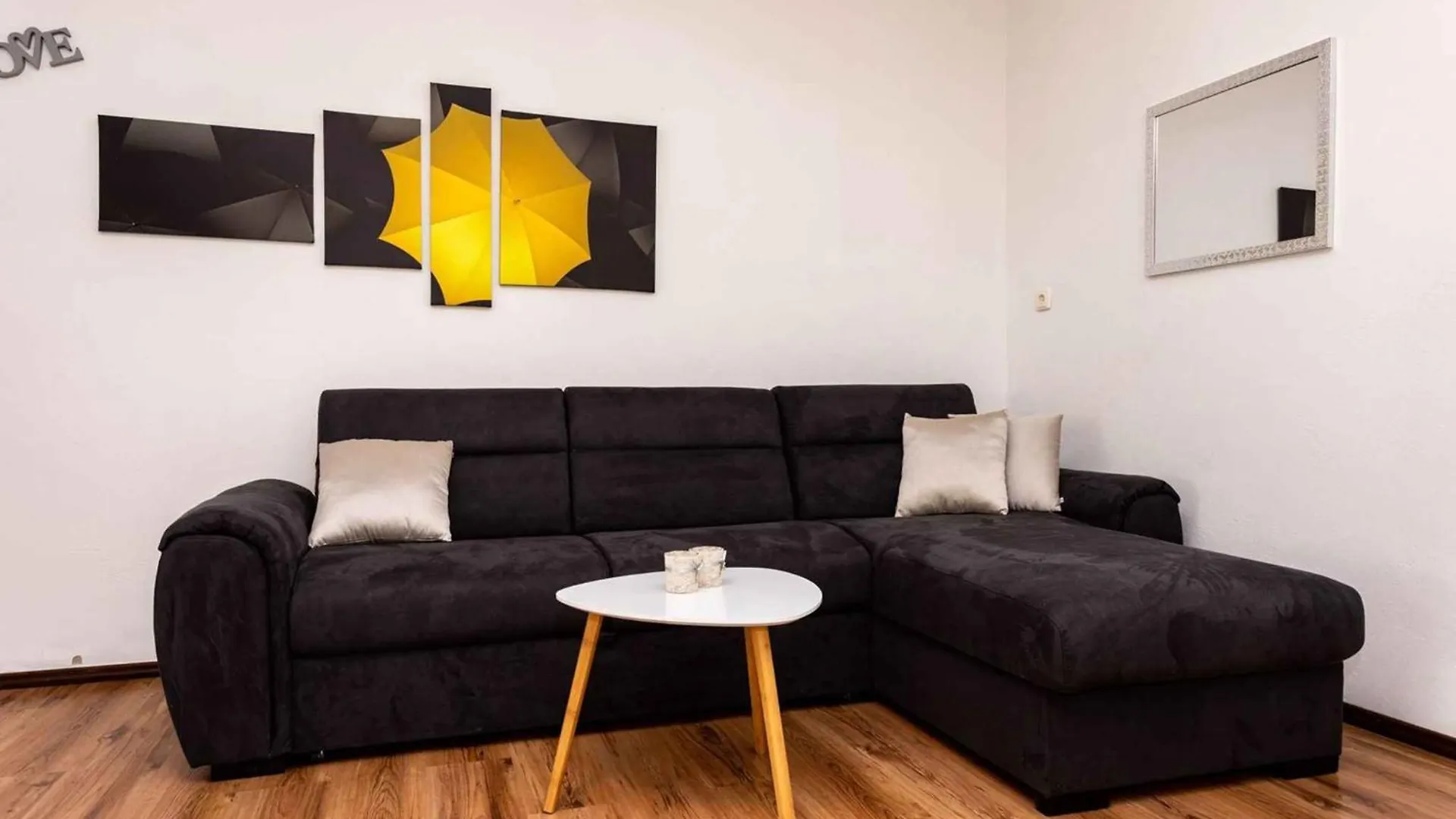 Two-Bedroom Apartment Malinska Near Sea